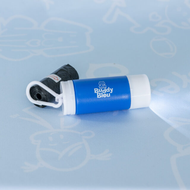 Buddy Bleu Dispeneser with Flashlight - Image 5